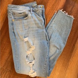 Universal Threads Jeans